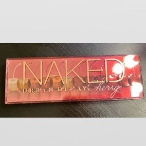 Urban Decay Naked Cherry palette 🍒